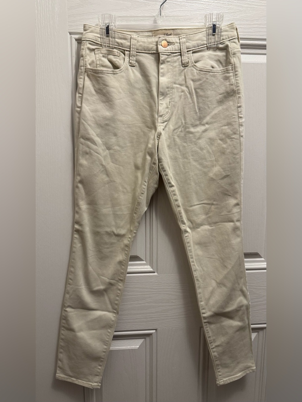 Universal Thread Skinny Jeans in Cream